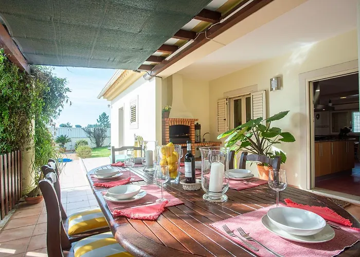 Villa Alegre