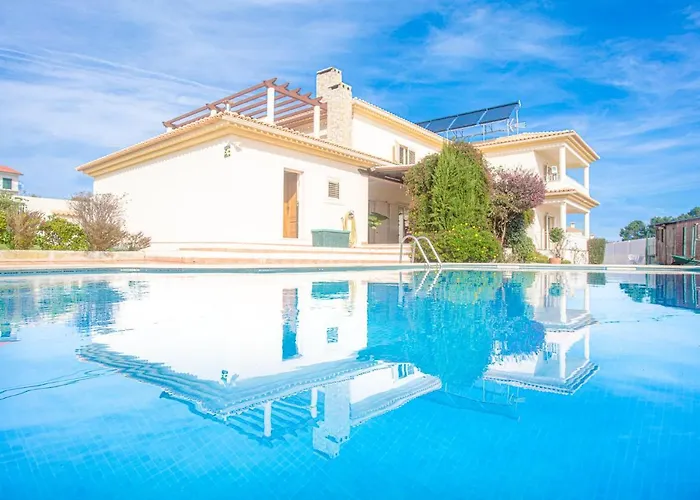 Villa Alegre