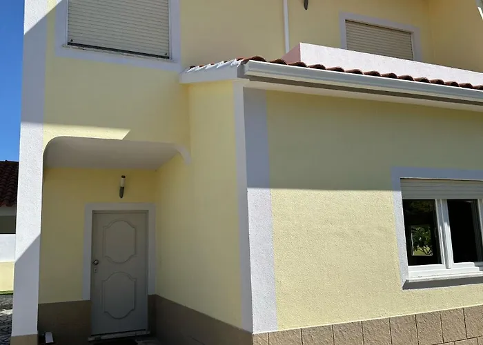 Extraordinary Holiday House at Fernão Ferro!