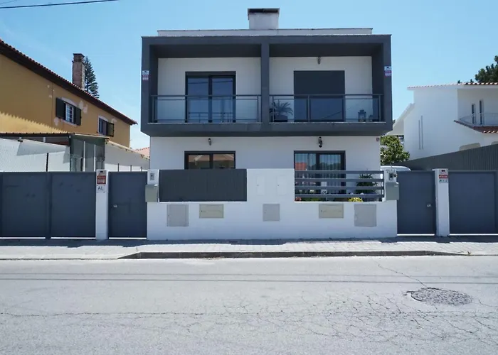 Moradia T4 Fernão Ferro